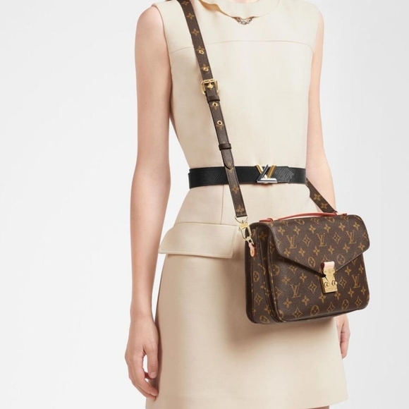 Authenticated LV LOUIS VUITTON Monogram Pochette Metis in GREAT CONDITION - Picture 2 of 16